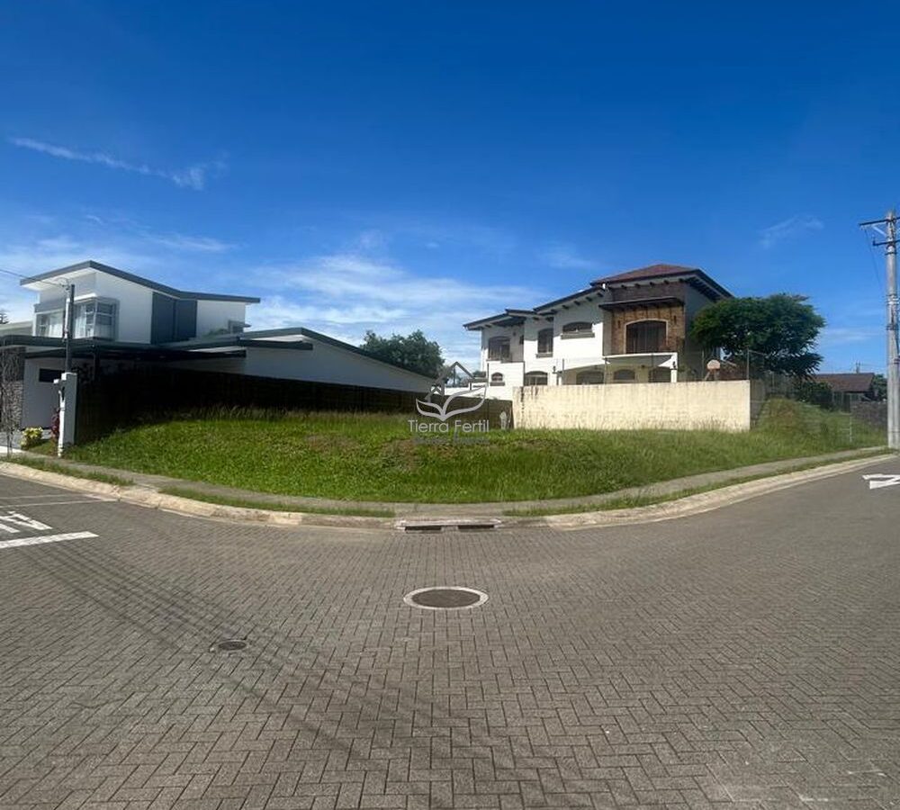 Lot for sale in Montezuma, Puntarenas